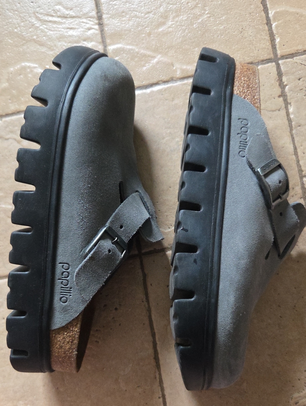 Papillio by Birkenstock Boston Chunky Platform Clog In Basalt Gray/Black